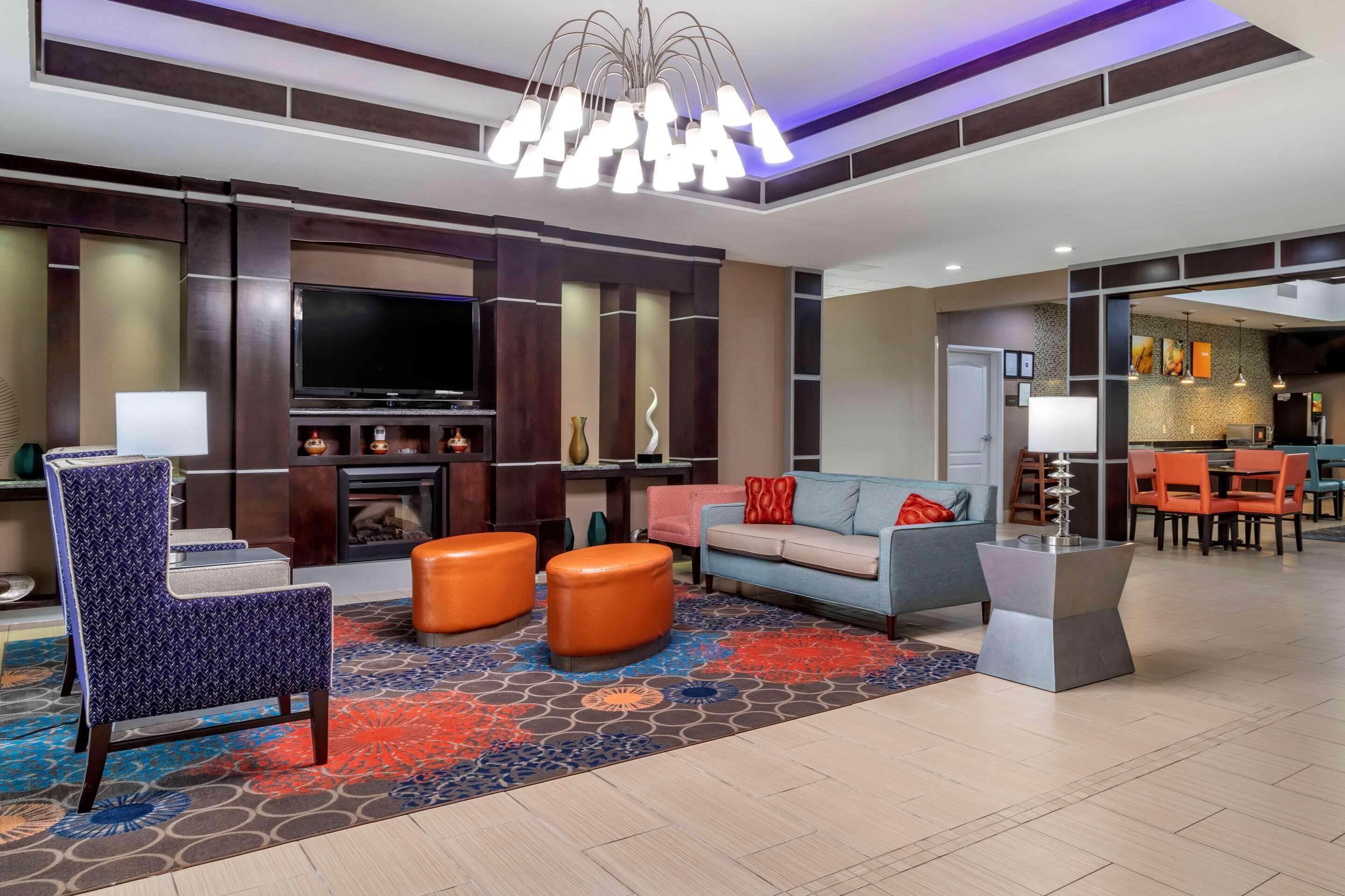 Comfort Inn & Suites Cleveland Ngoại thất bức ảnh