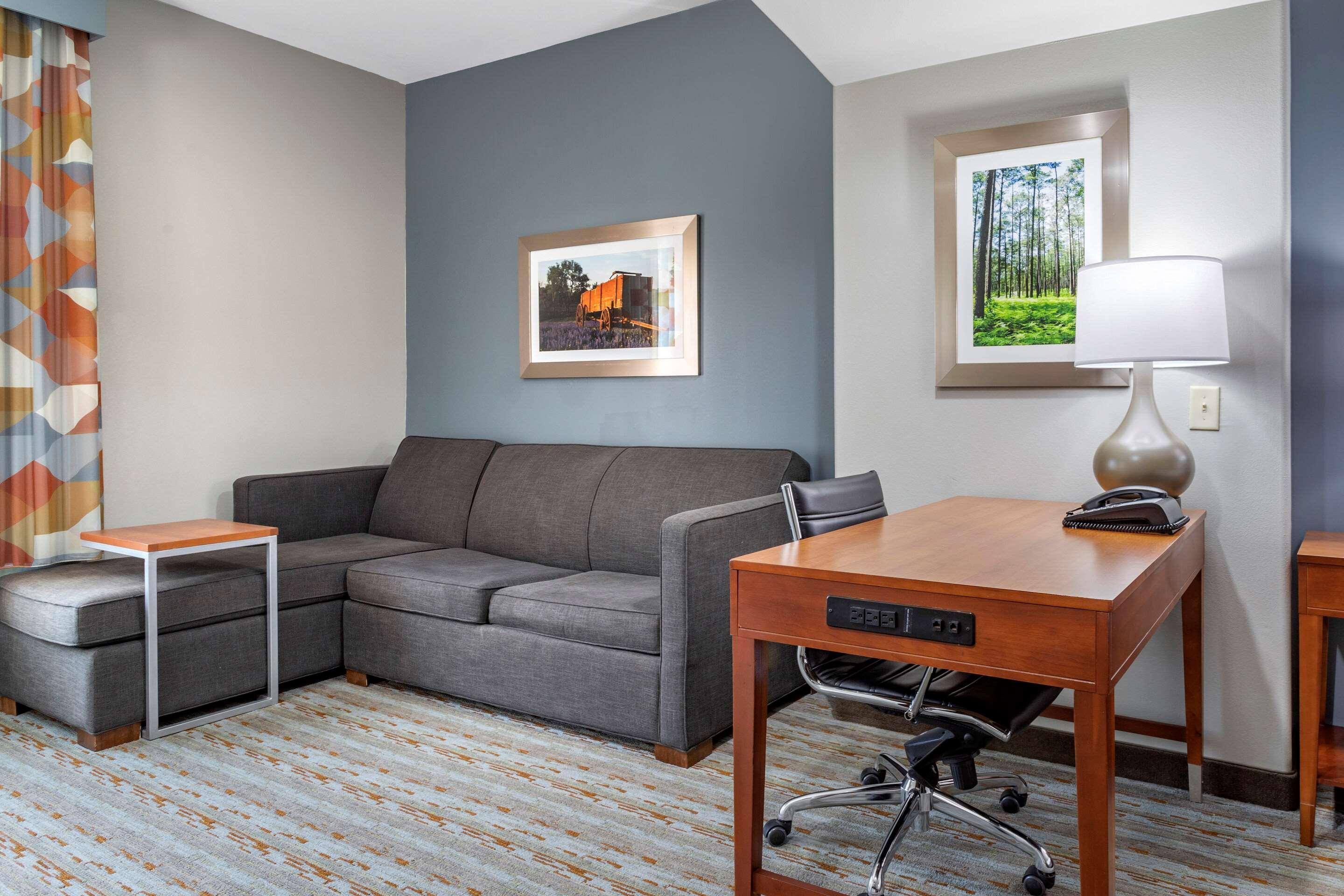 Comfort Inn & Suites Cleveland Ngoại thất bức ảnh